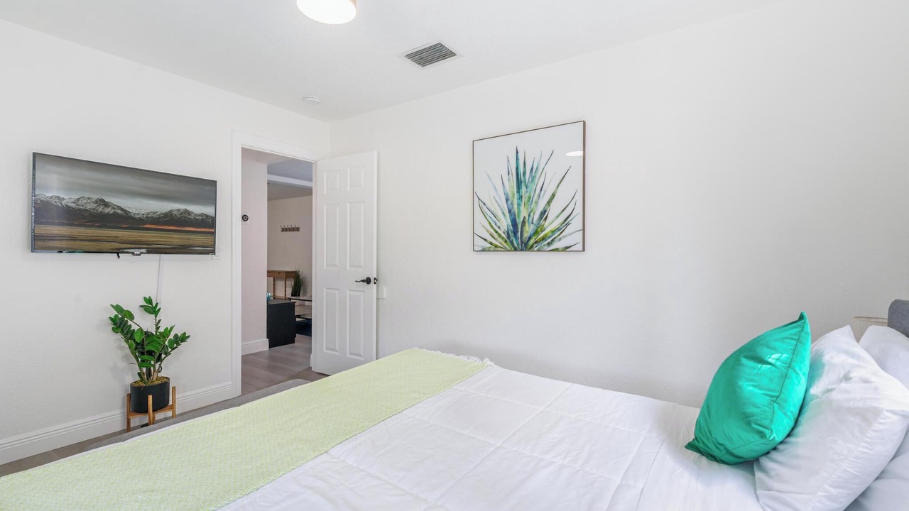 Photo of Bedroom in Poiciana Park II