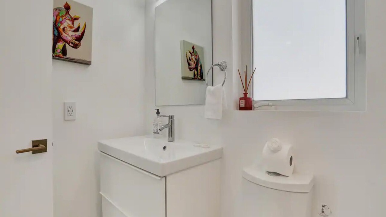 Photo of Bathroom in Central Business District