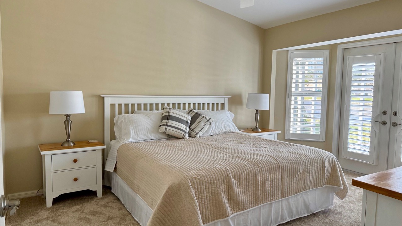 Photo of Bedroom in Vanderbilt Beach