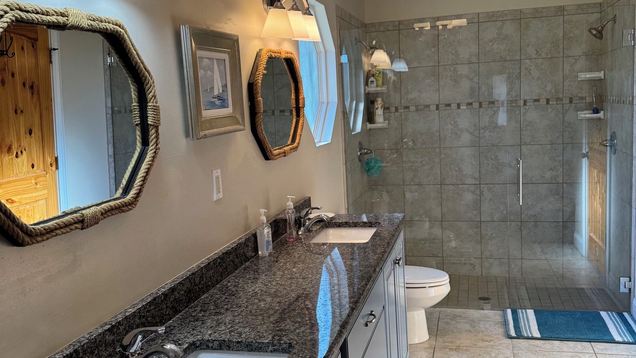 Photo of Bathroom in Starke