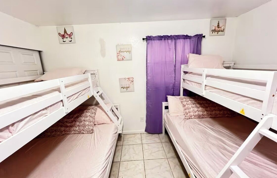 Photo of Bedroom in Miami Gardens