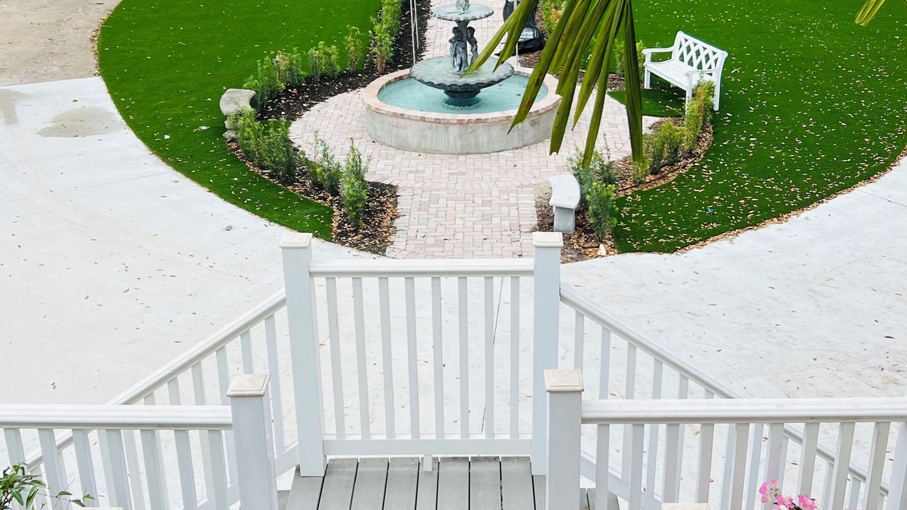 Photo of Outdoor in Naples