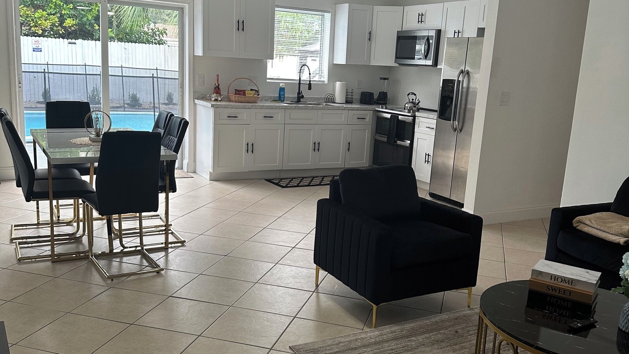 Photo of Kitchen in West Hollywood