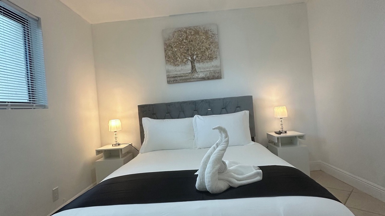 Photo of Bedroom in West Hollywood