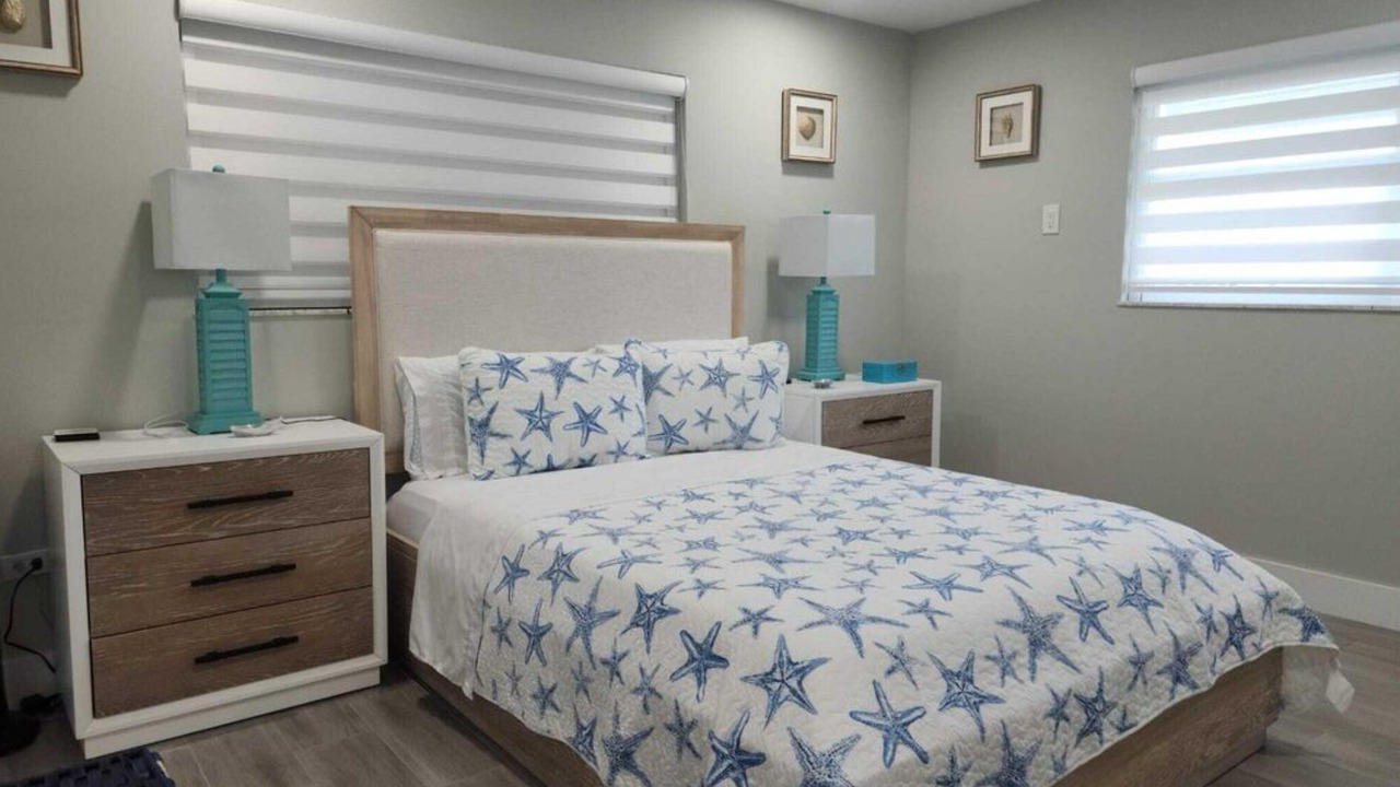 Photo of Bedroom in Cross Key Waterways