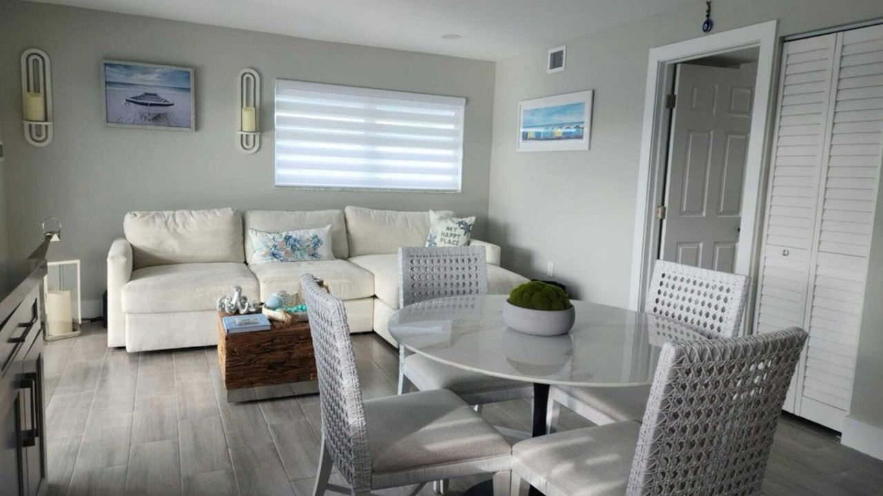 Photo of Livingroom in Cross Key Waterways