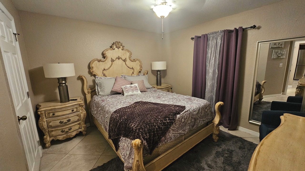 Photo of Bedroom in Harris