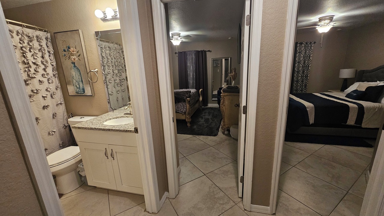 Photo of Bathroom in Harris