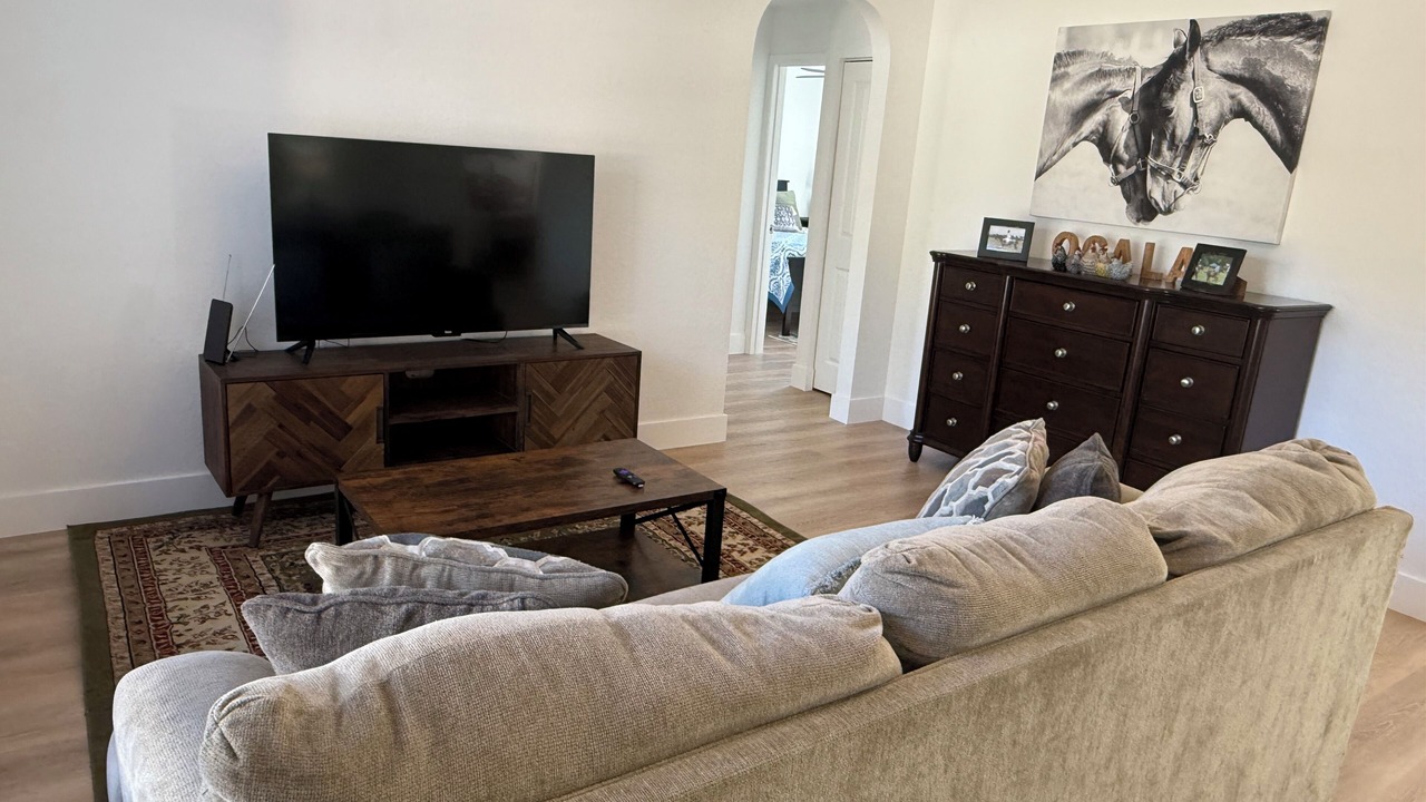 Photo of Livingroom in Fellowship