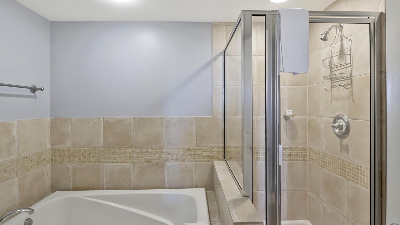 Photo of Bathroom in Baytowne Wharf