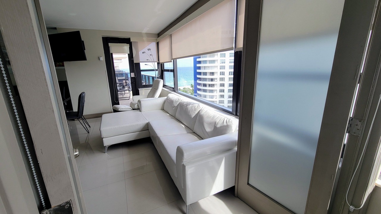 Photo of Livingroom in Miami Beach
