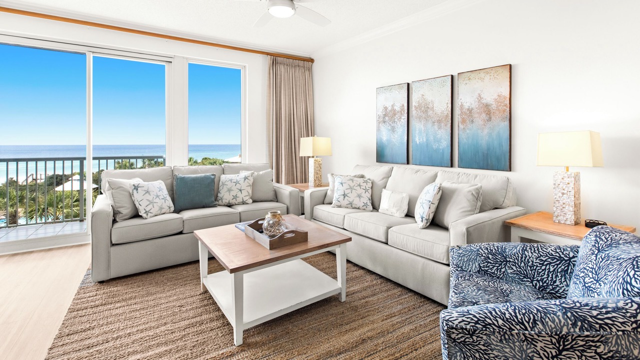 Photo of Livingroom in St. Tropez