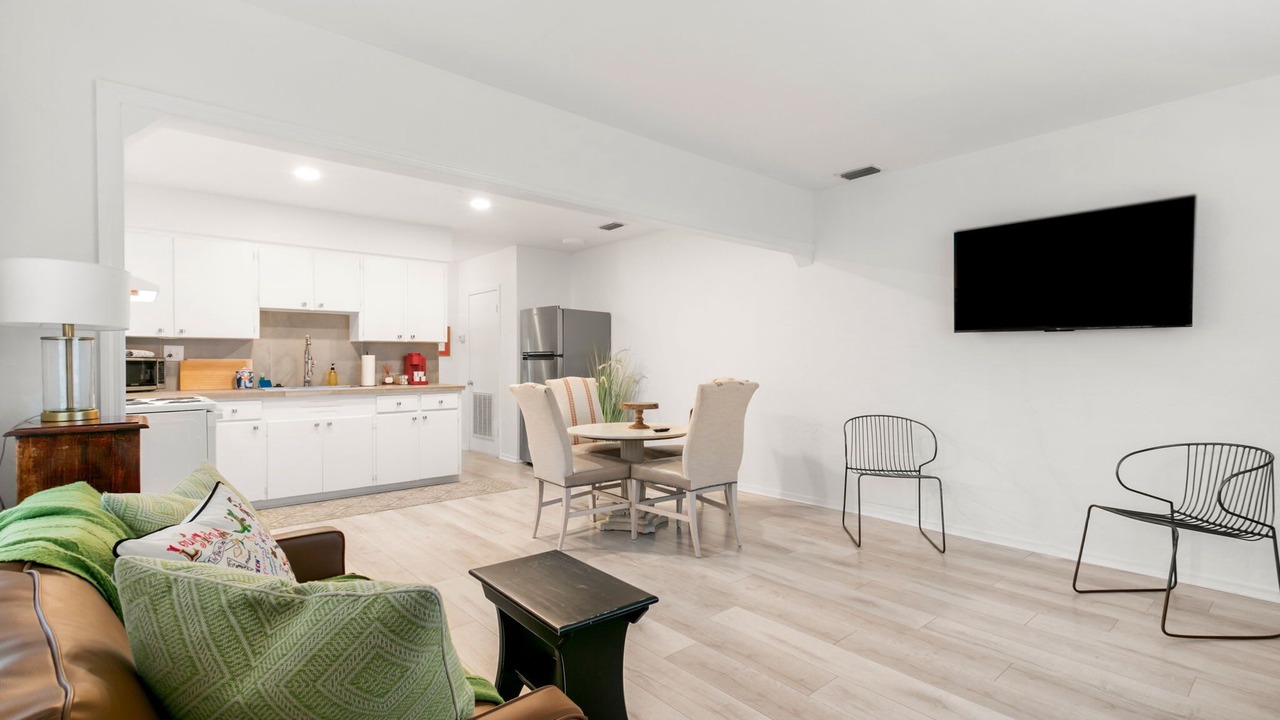 Photo of Livingroom in Virginia Park