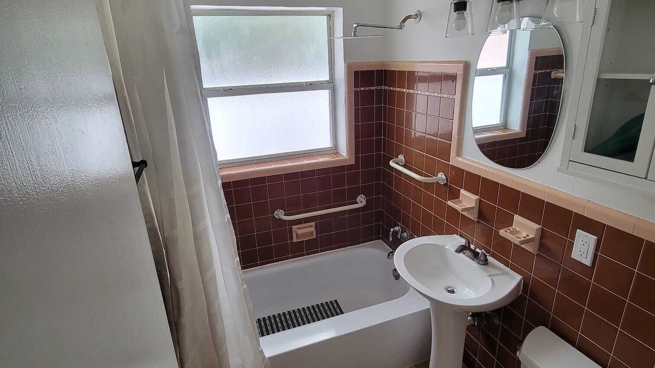 Photo of Bathroom in Disston Heights