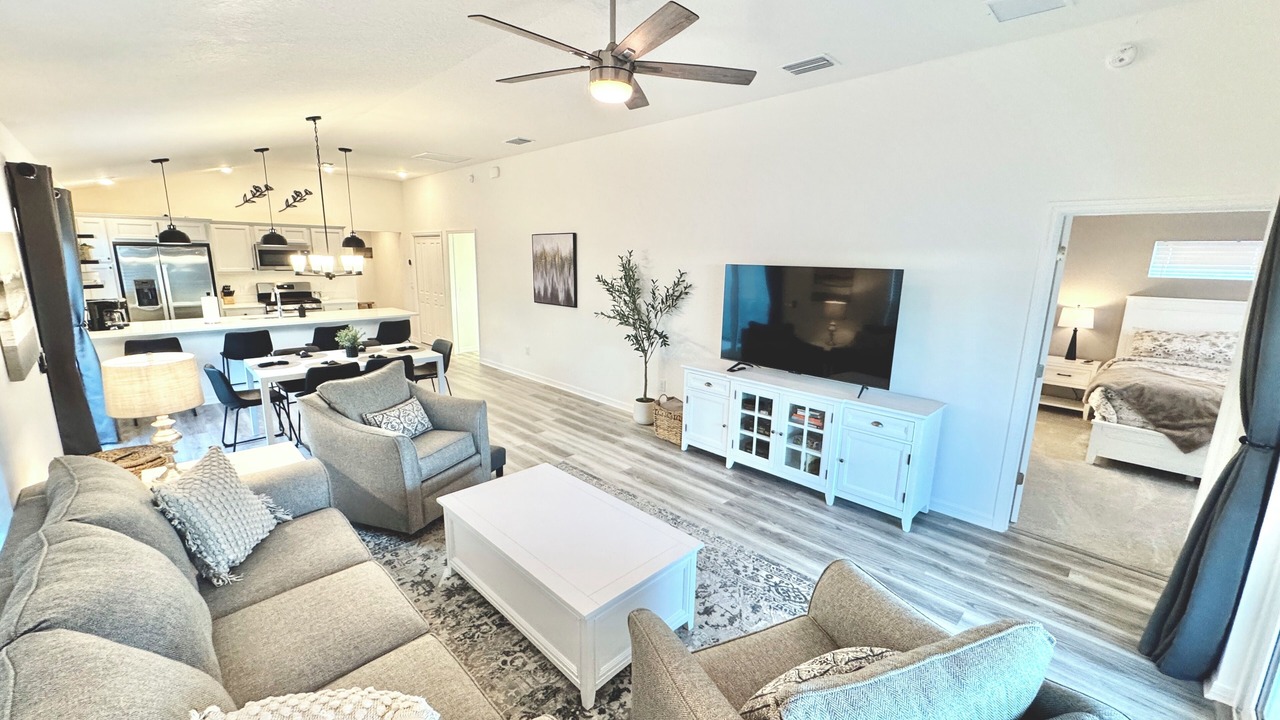 Photo of Livingroom in Sumter County