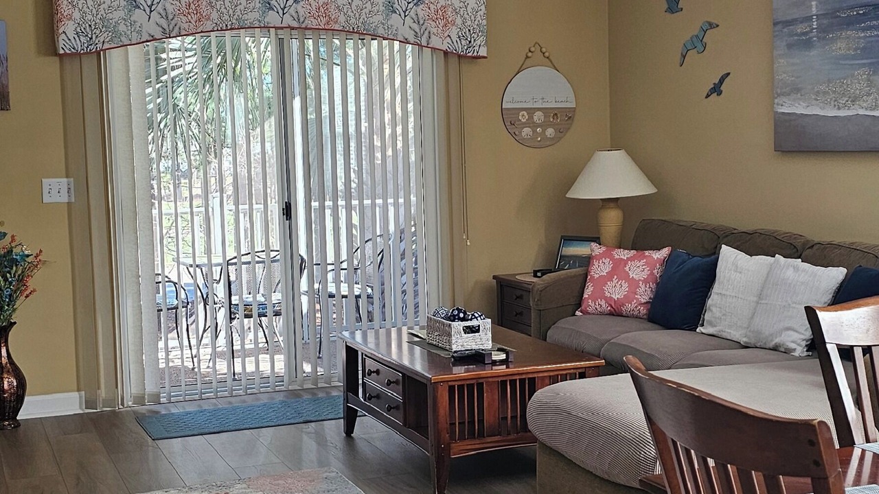 Photo of Livingroom in North Myrtle Beach
