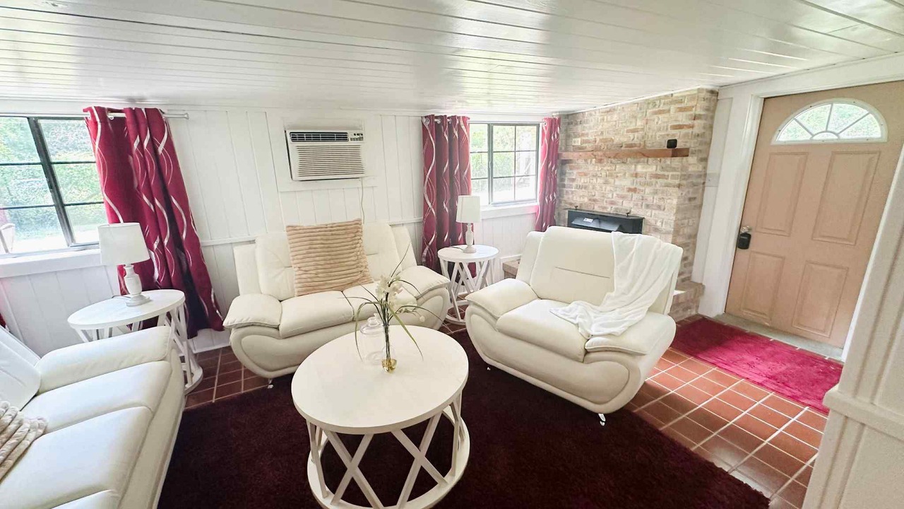 Photo of Livingroom in Old Town