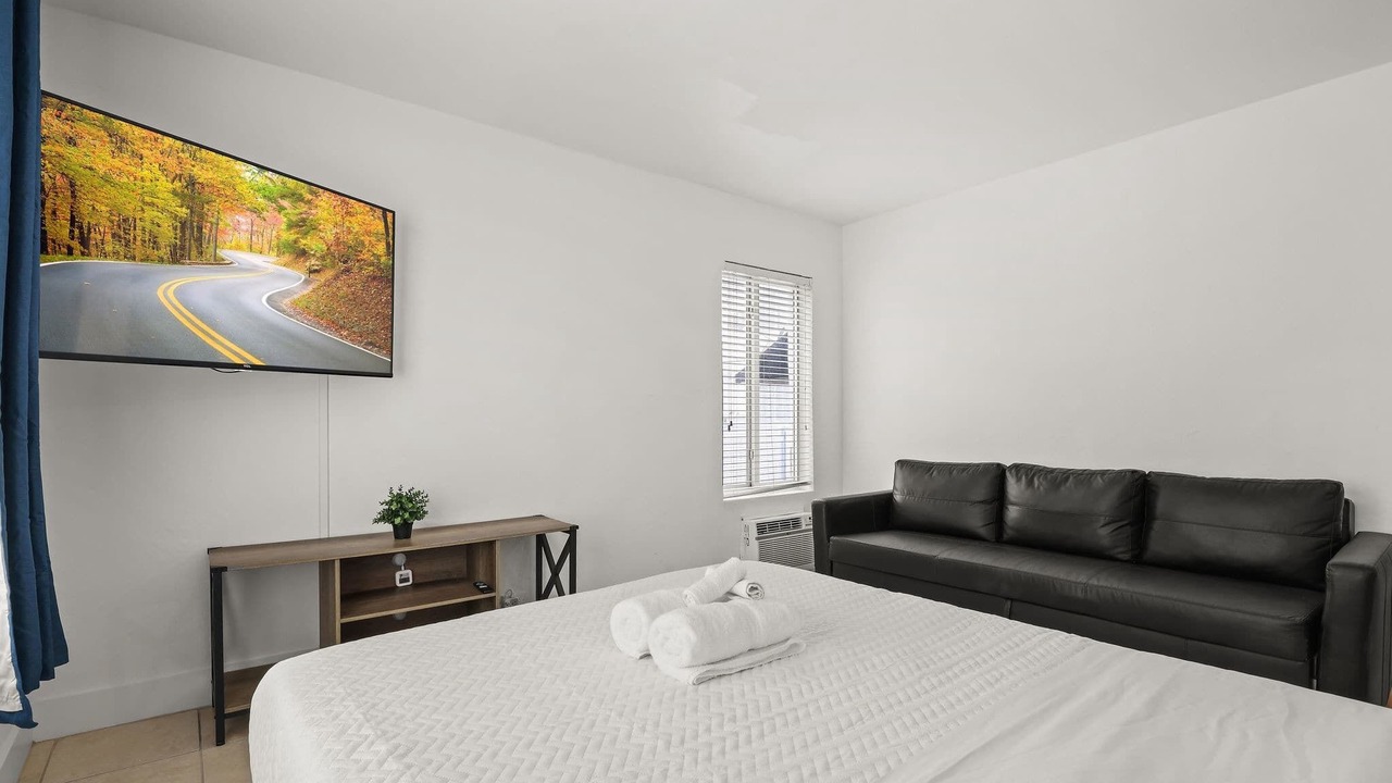 Photo of Bedroom in North Beach
