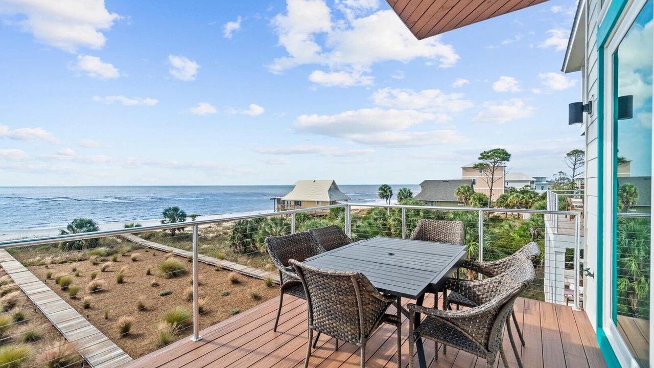 Photo of Patio Balcony in Indian Pass