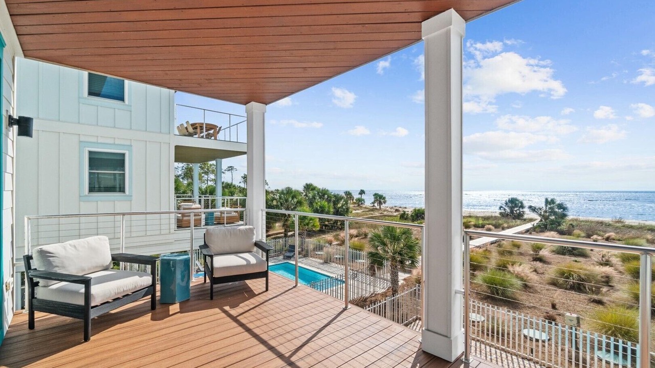 Photo of Patio Balcony in Indian Pass