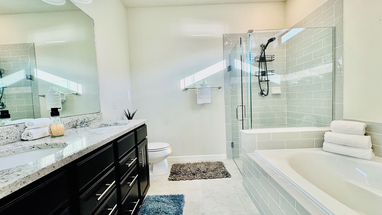 Photo of Bathroom in River Hall