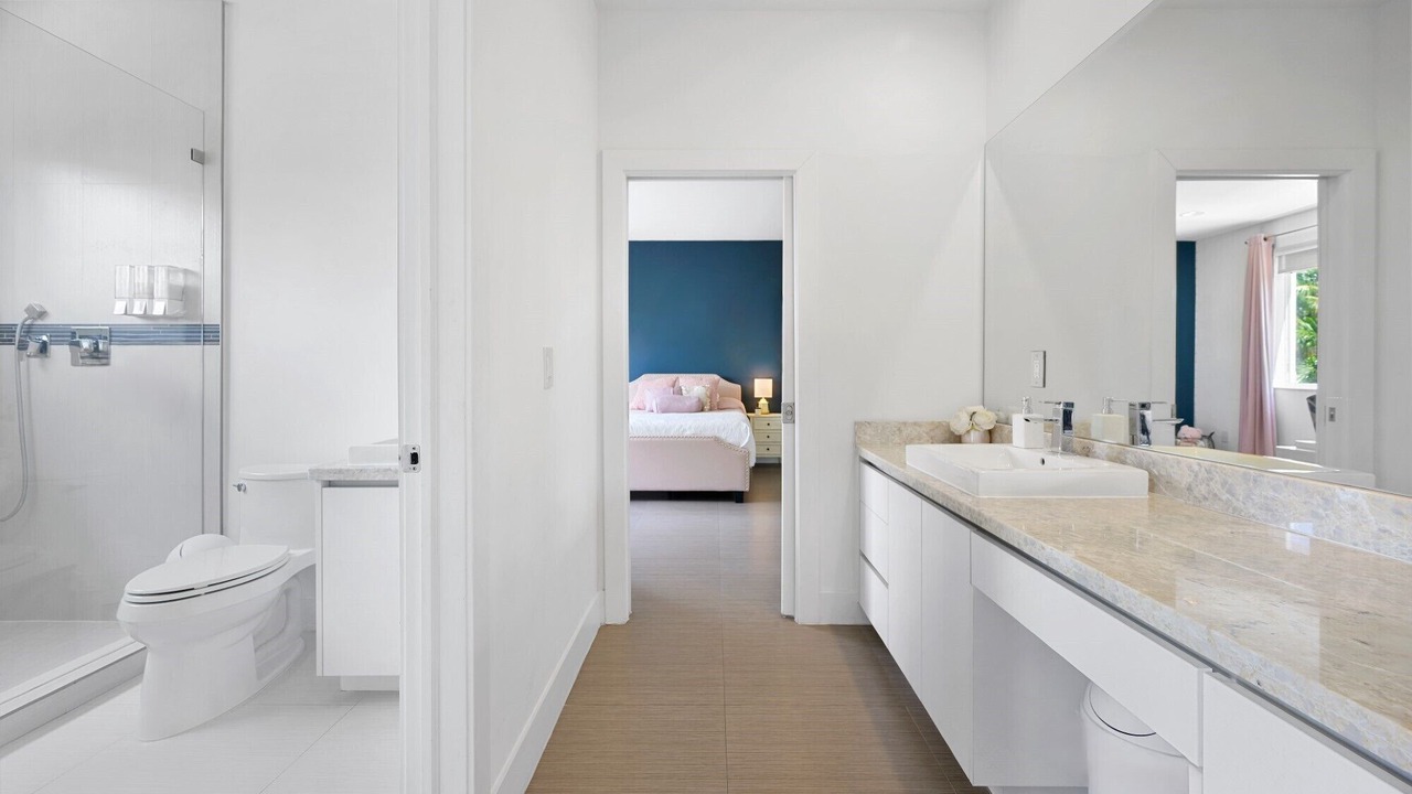 Photo of Bathroom in North Bay Village