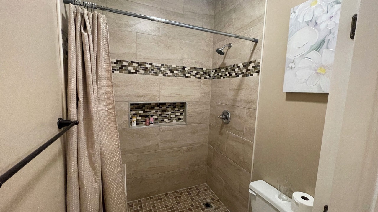 Photo of Bathroom in Marianna