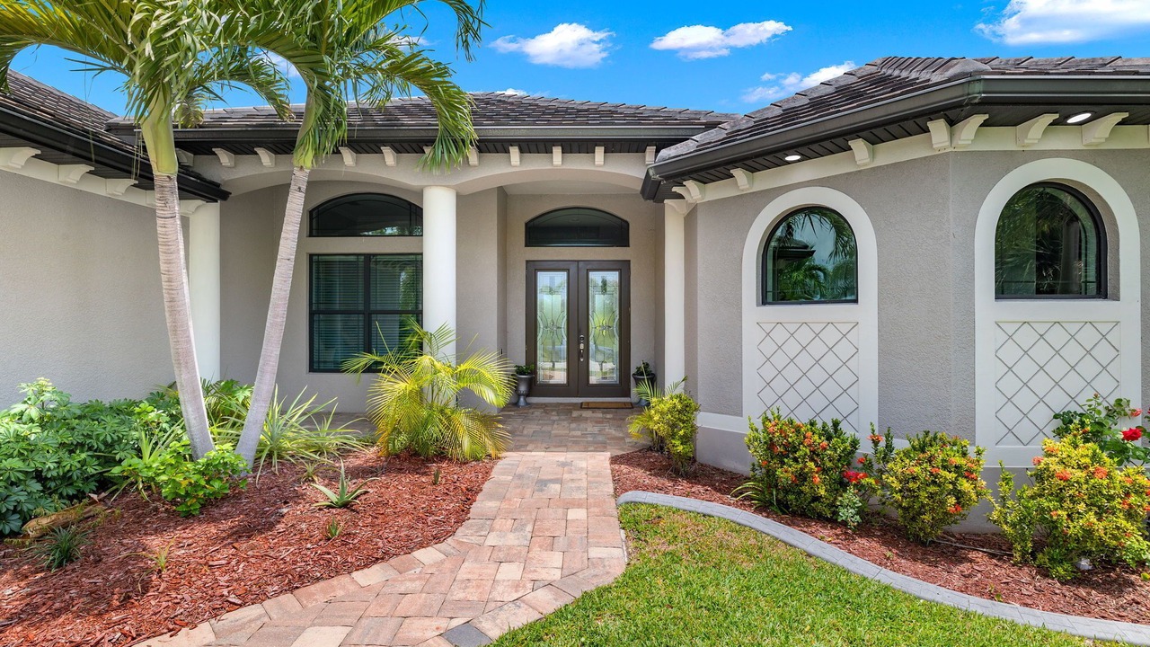 Photo of Outdoor in Pelican