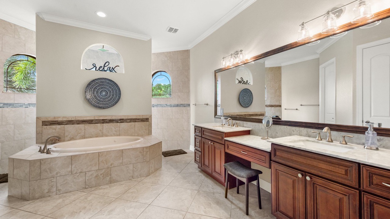 Photo of Bathroom in Pelican