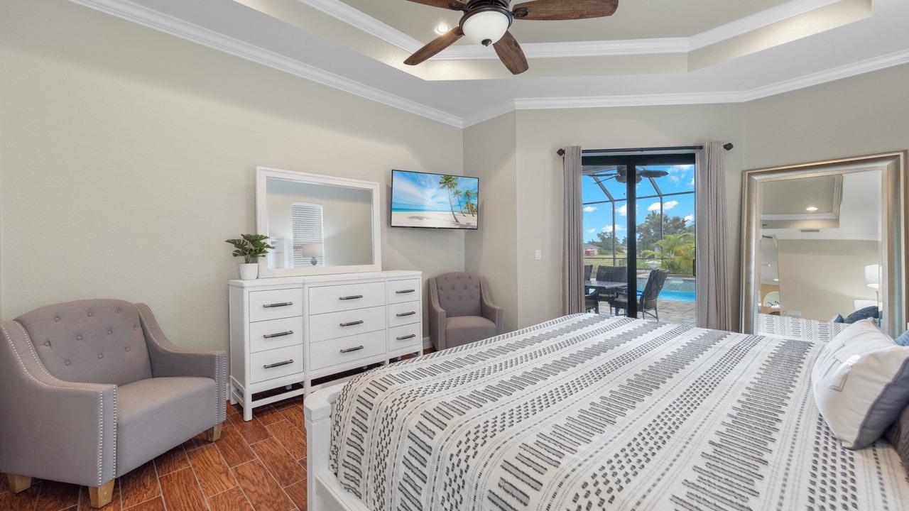 Photo of Bedroom in Pelican