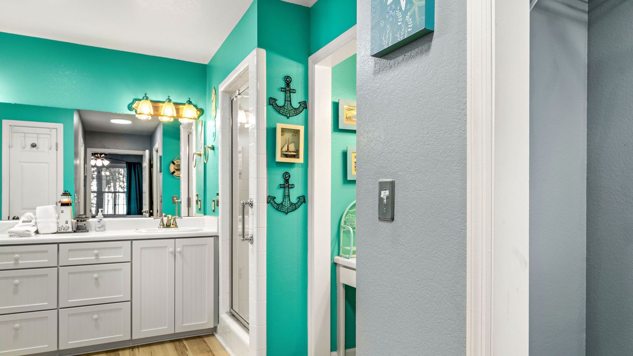 Photo of Bathroom in Eastpoint