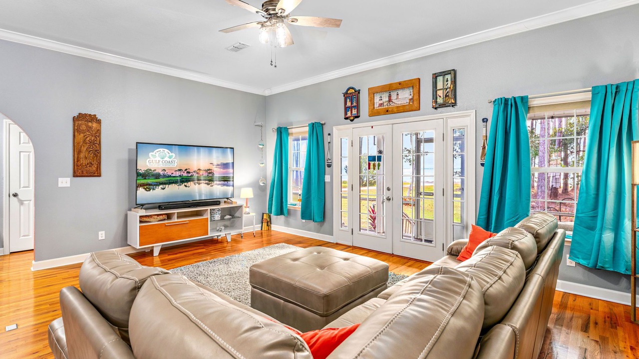 Photo of Livingroom in Eastpoint
