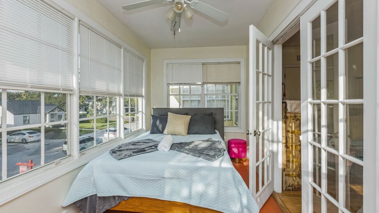 Photo of Bedroom in Crescent Lake