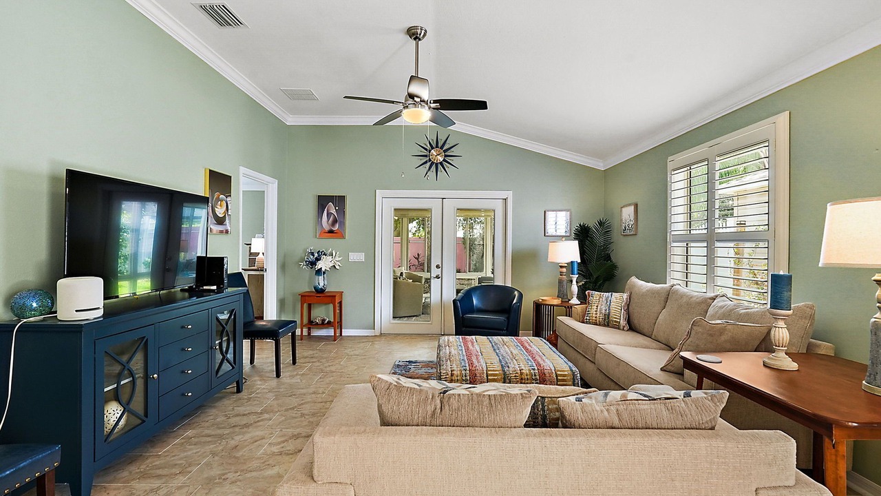Photo of Livingroom in Duval