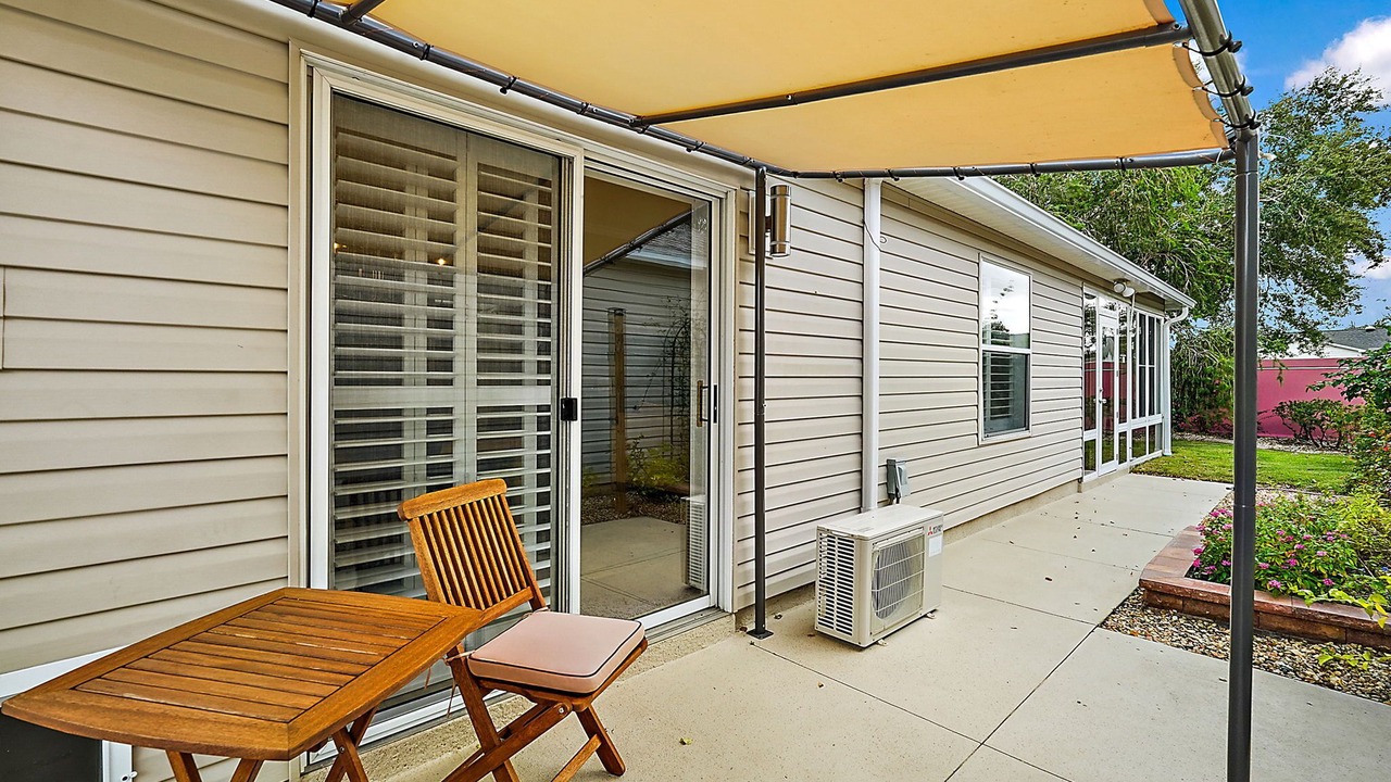 Photo of Patio Balcony in Duval
