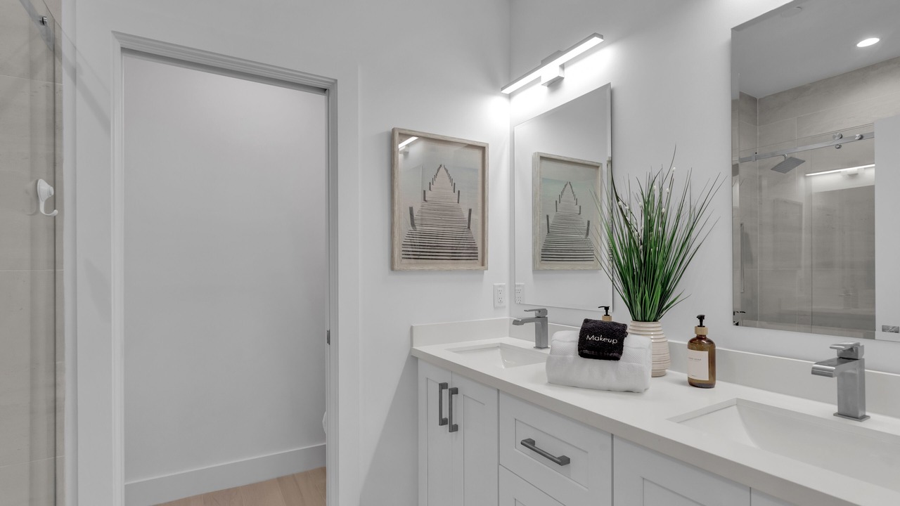 Photo of Bathroom in Islamorada