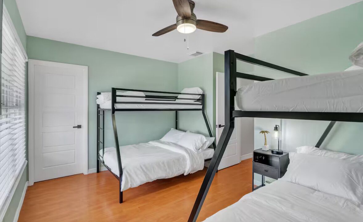 Photo of Bedroom in Cutler Bay