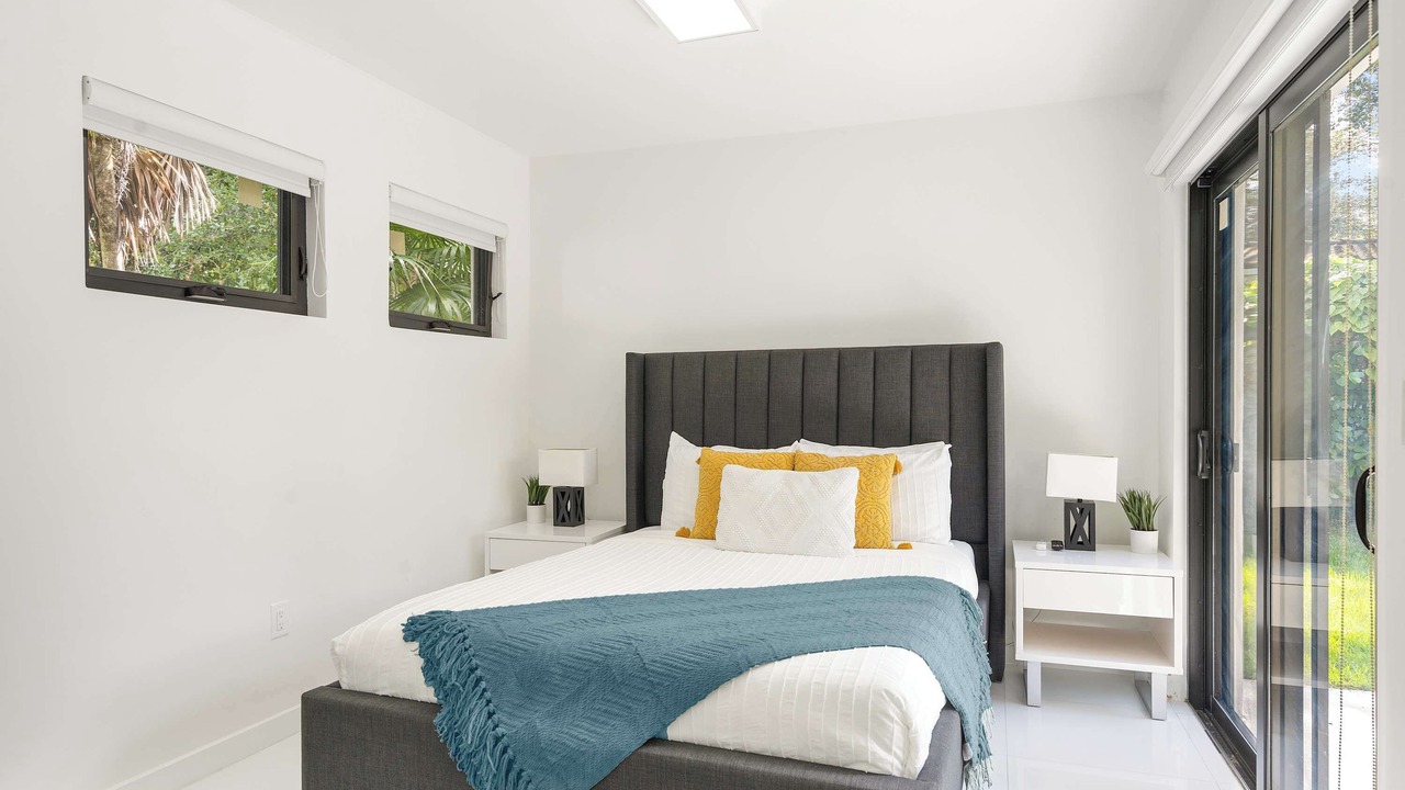 Photo of Bedroom in El Portal
