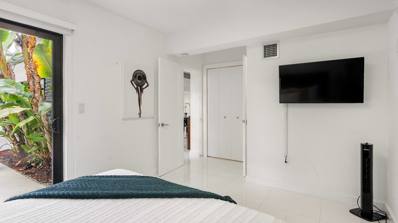 Photo of Bedroom in El Portal
