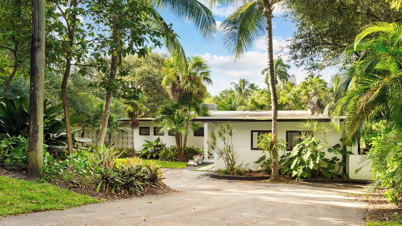 Photo of Outdoor in El Portal