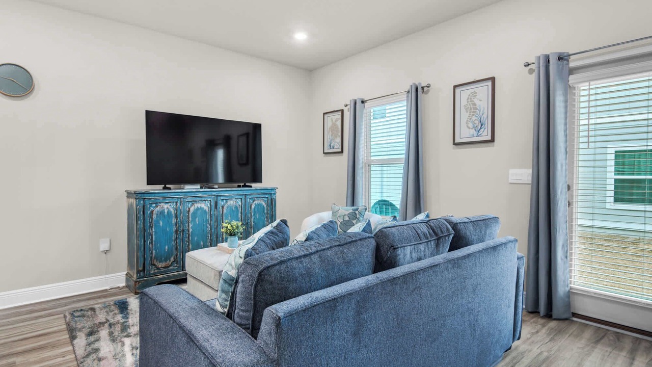 Photo of Livingroom in Gulf Breeze