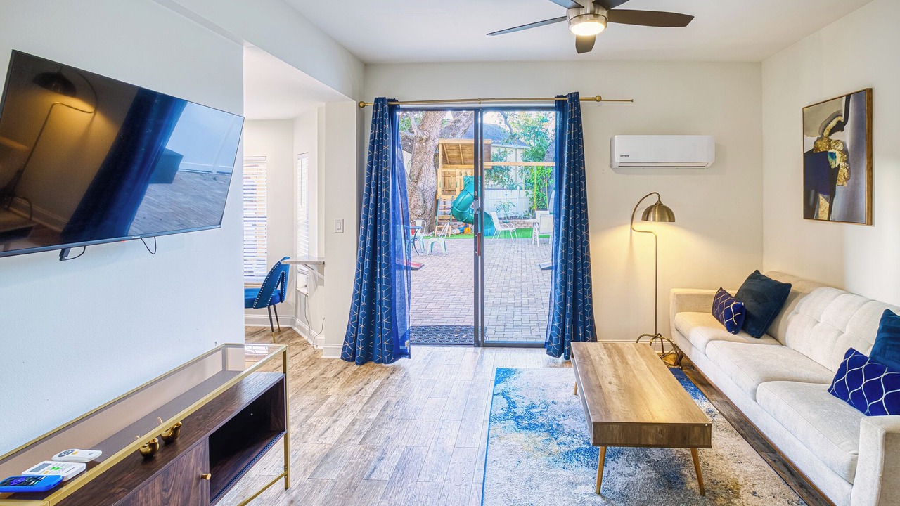 Photo of Livingroom in SoHo