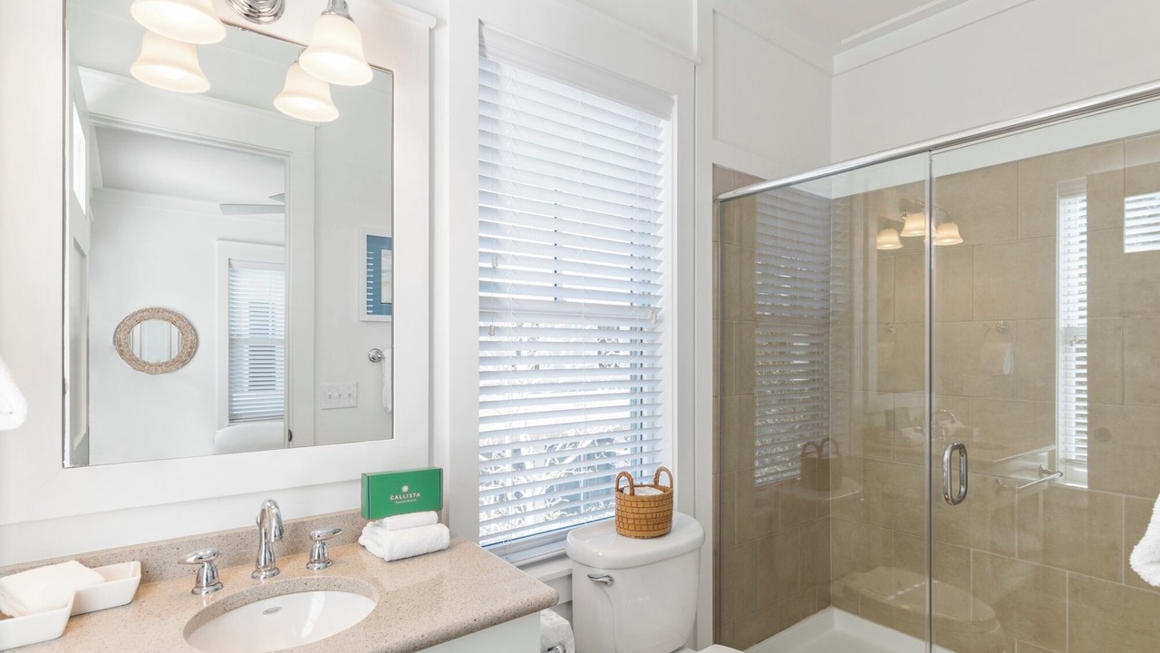Photo of Bathroom in Forest District