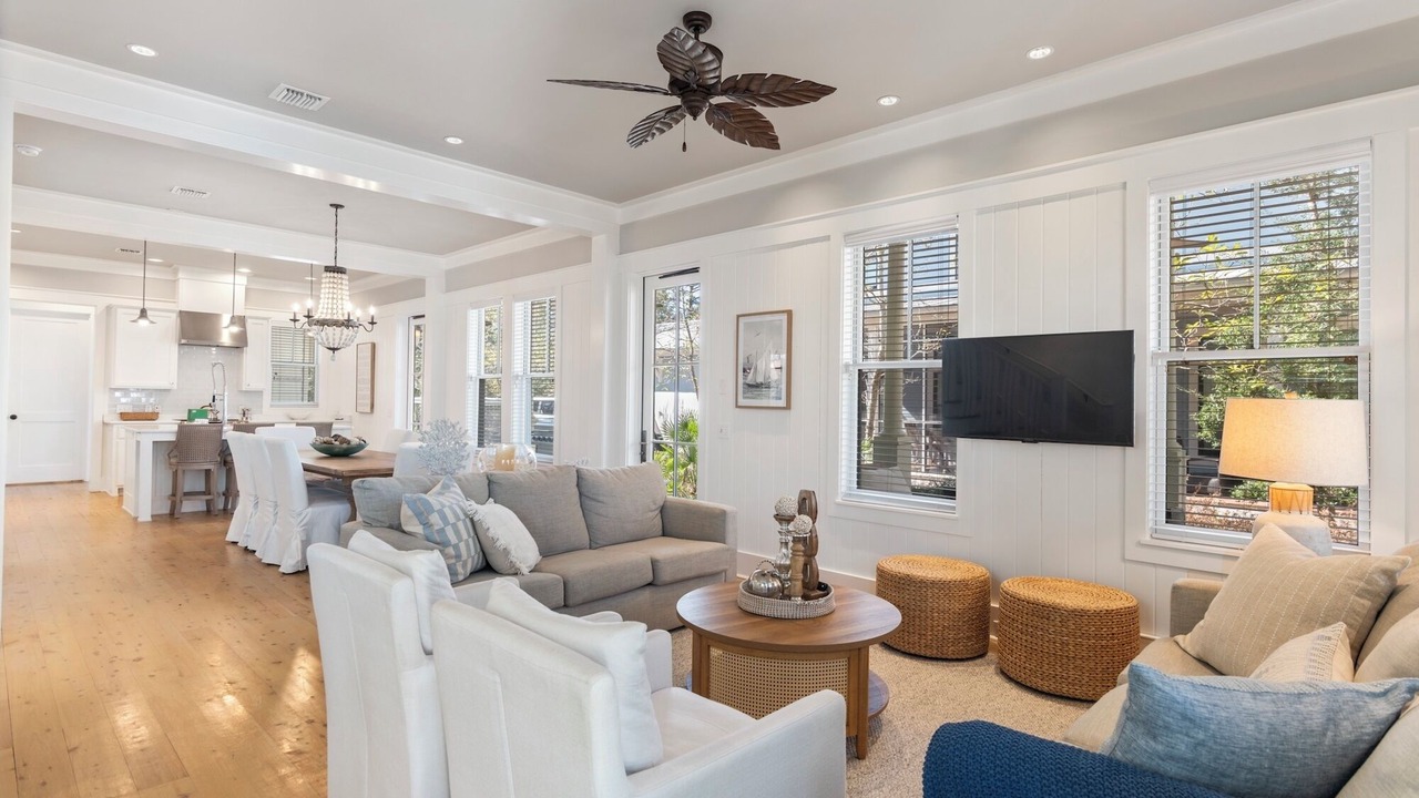 Photo of Livingroom in Forest District