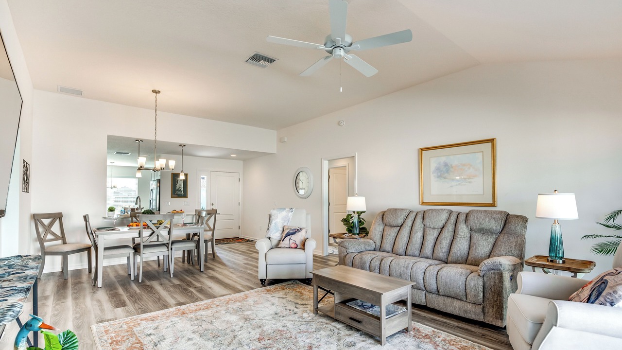 Photo of Bedroom in Sumter County