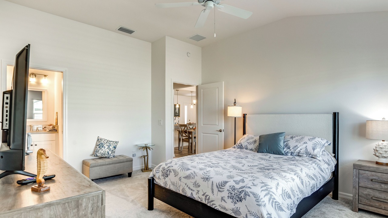 Photo of Bedroom in Sumter County