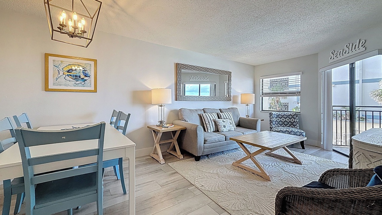Photo of Livingroom in Belle Vista
