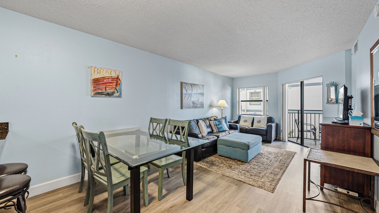 Photo of Livingroom in Belle Vista