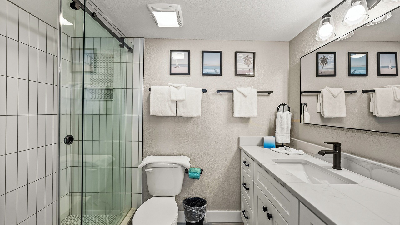 Photo of Bathroom in Belle Vista