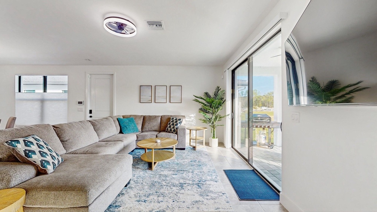 Photo of Livingroom in The Plantation Somerset